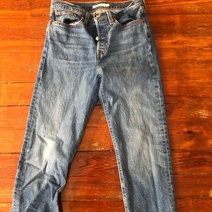 Levi’s wedgie straight jeans